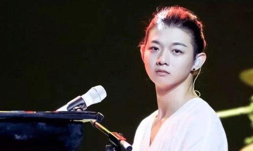 娱乐圈八卦田曦薇最新爆料,娱乐圈惊人内幕大揭秘! 第3张 娱乐圈八卦田曦薇最新爆料,娱乐圈惊人内幕大揭秘! 第3张