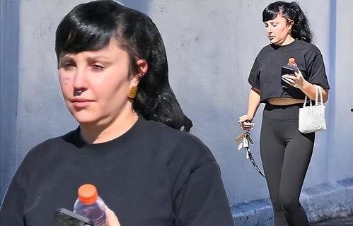 吃瓜系统娱乐圈一口气看完,一网打尽,尽享八卦盛宴 第1张 吃瓜系统娱乐圈一口气看完,一网打尽,尽享八卦盛宴 第1张